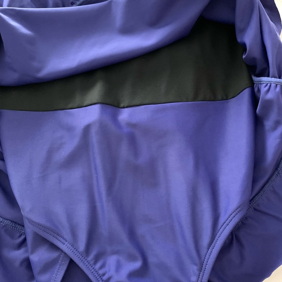 Nevy blue bathing suit - Picture 4 of 6